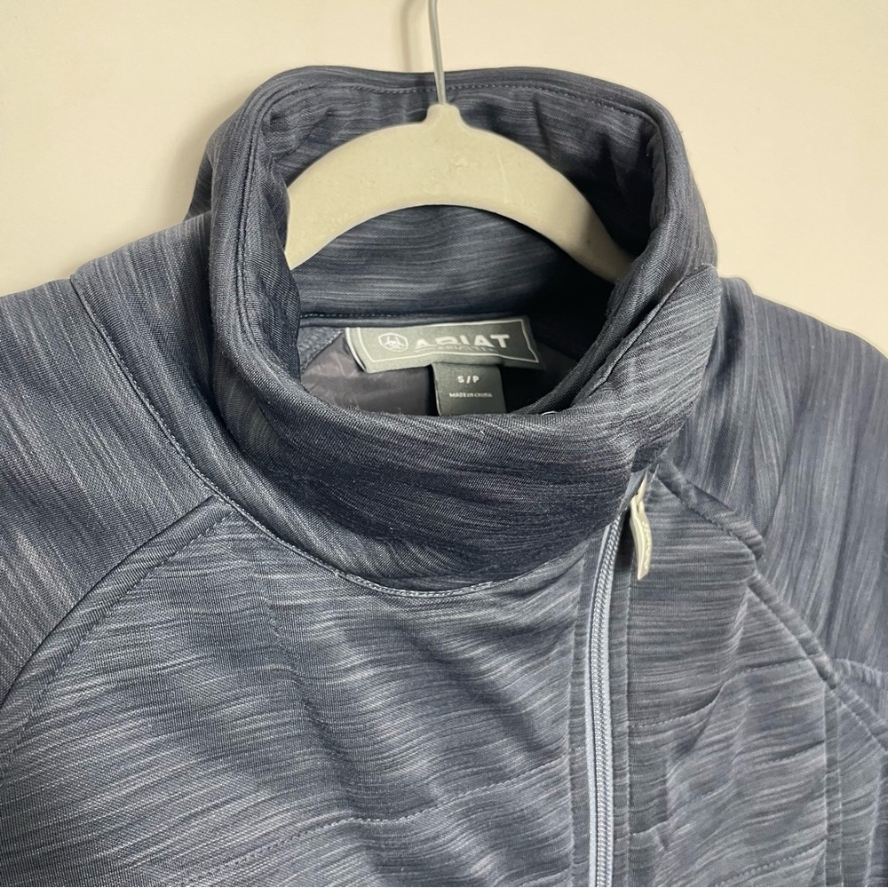 ARIAT vanquish full zip grey/blue jacket with ariat tek, size small - Picture 6 of 11